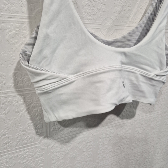 Lululemon Align Reversible Bra White, Nimbus Battleship Sports Bra - Picture 5 of 8